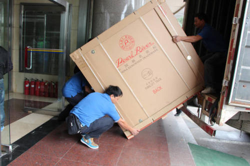 广灵钢琴贵重工艺品无忧运